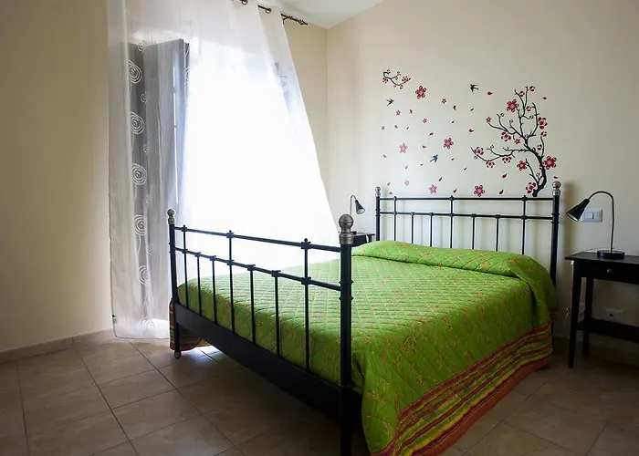 La Terrazza 3* צ'טרארו